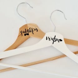 "Heart Set" hanger